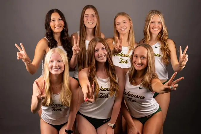 Seven Golden Suns set PRs in first race of XC season