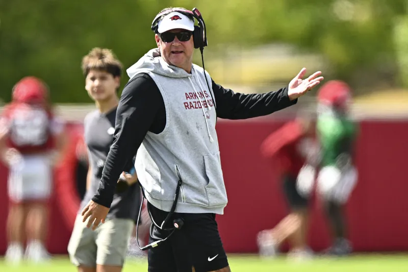 Arkansas football notebook: Cleaning up penalties, familiar faces in Utah and more