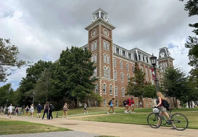 University of Arkansas reports record number of freshman with highest average GPA in school history