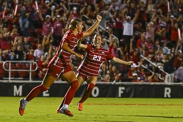 Arkansas soccer opens SEC play with marquee win over No. 19 Texas