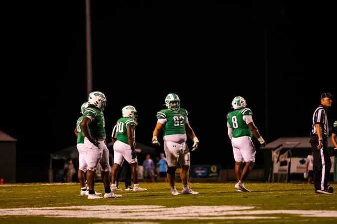Weevils Fall in Offensive Battle With East Central, 42-37