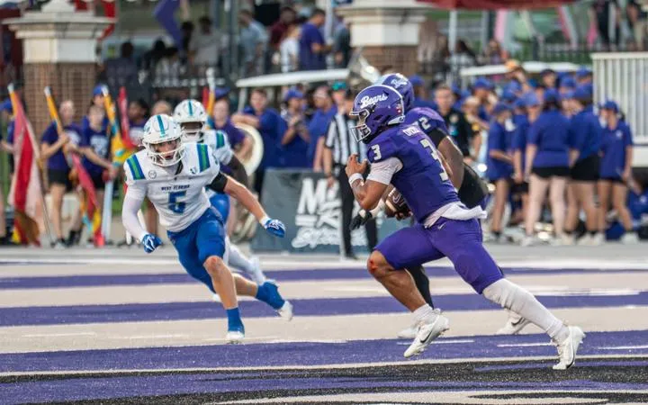 Preview: Bears to Host Bronchos on the Stripes