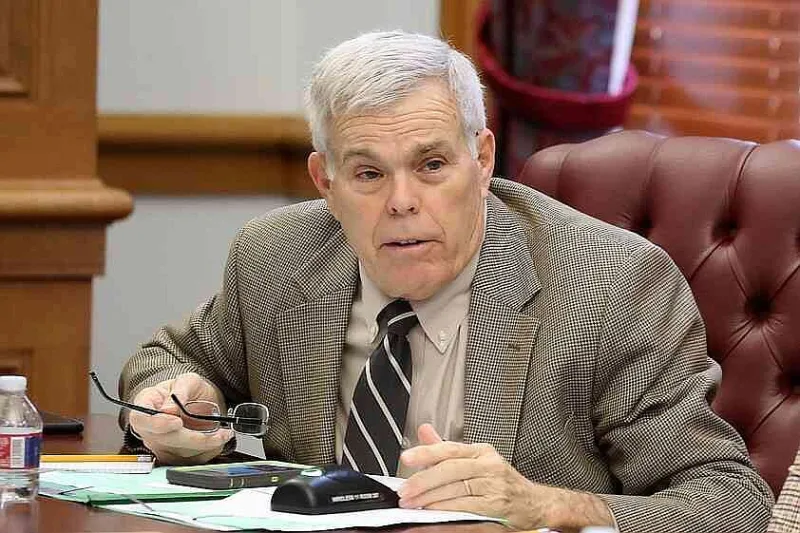Arkansas lawmakers vote to have audits of the Blytheville School District sent to state board for full investigation
