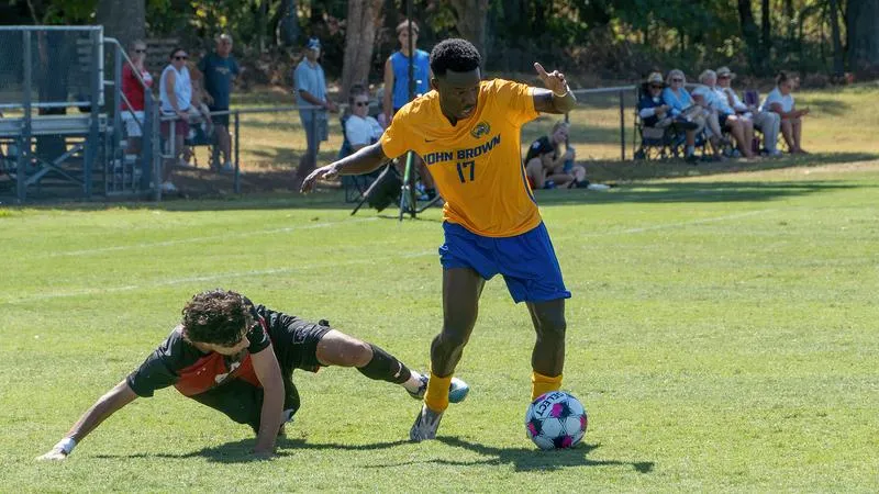 Okyere's Second of the Season Propels No. 13 Golden Eagles to Narrow Sweep of Road Trip