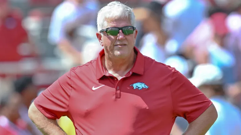 Razorbacks defensive coordinator Ron Roberts on problems in Utah