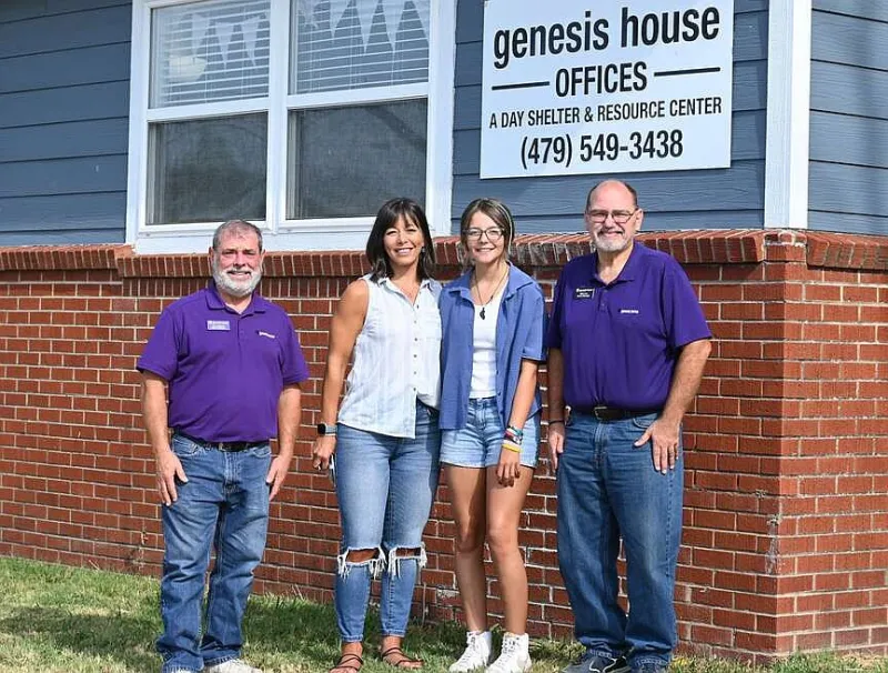 Preteen raises over $500 for unhoused in Siloam Springs