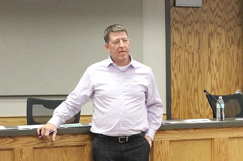 State senator from Rogers will replace Dismang as Arkansas Joint Budget Committee's co-chairman