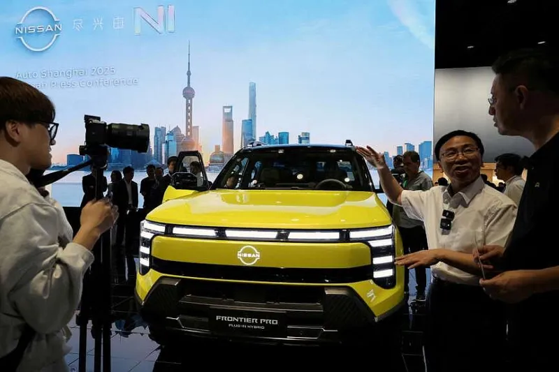 GM sidelined as demand for hybrid vehicles grows