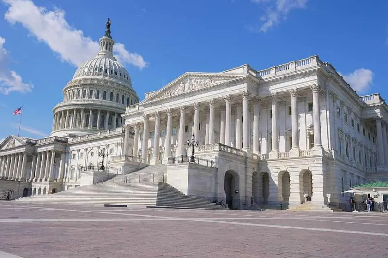 House OKs Russia sanctions bill