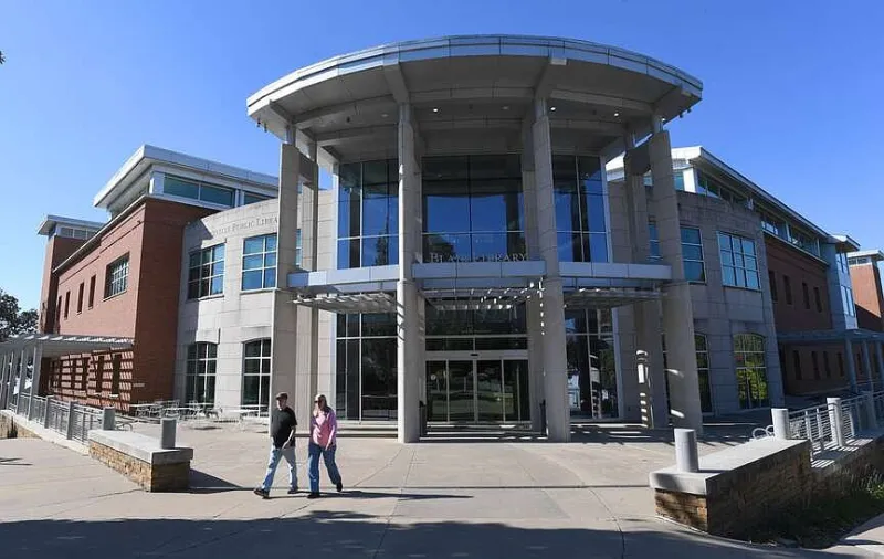 Documents detail 'hostile work environment' at Fayetteville library; ex-employees claim retaliation by management