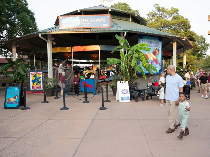 Little Rock Zoo nets $1.2M donation, hires new higher-ups