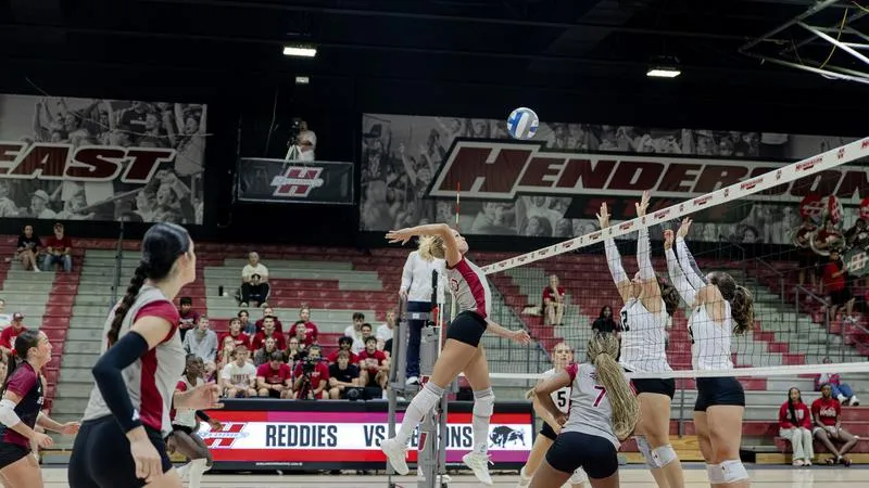 Volleyball Bests Bisons, Win Five Set Thriller 3-2