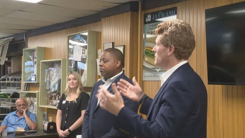 Joe Kennedy III joins Chris Jones for Conway town hall ahead of 2nd District race