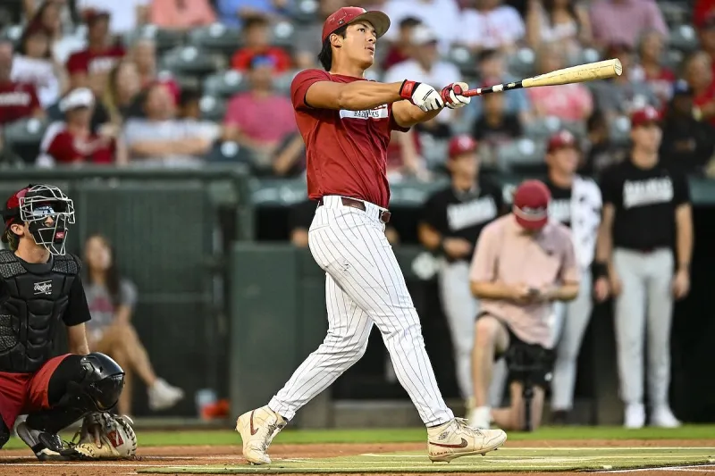 Nolan Souza wins Arkansas baseball's first home run derby