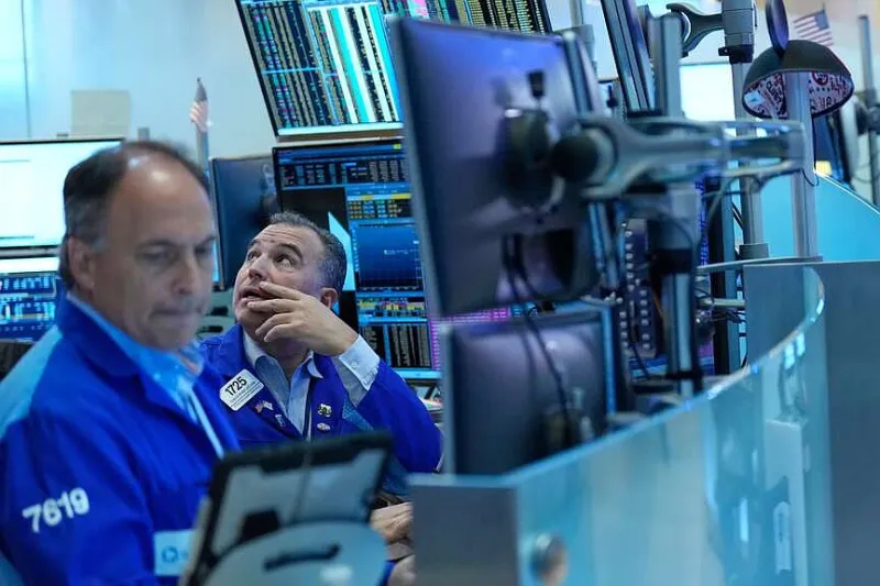 Stocks end roller coaster week with mixed results