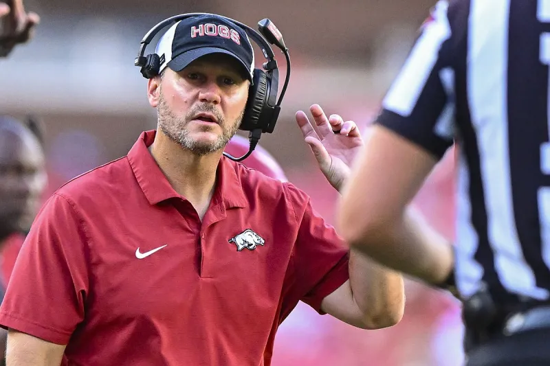 LIVE SCORE UPDATES & ANALYSIS: Arkansas football vs. Georgia