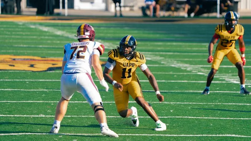 #UAPBFOOTBALL: GOLDEN LIONS POWER PAST CENTRAL STATE, 41-35, IN HOME OPENER