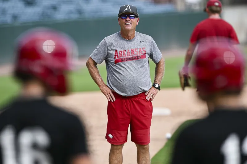 Arkansas baseball bats come alive in high-scoring Sunday scrimmage