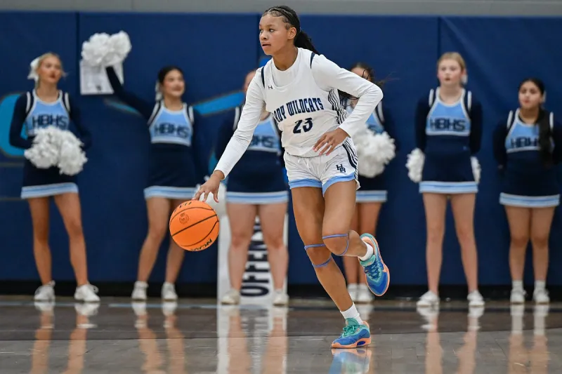 Syniah Coachman, ESPN 4-star and top in-state player, commits to Arkansas women's basketball