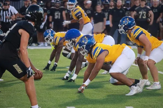 Muleriders Back in Magnolia Against (RV) Reddies