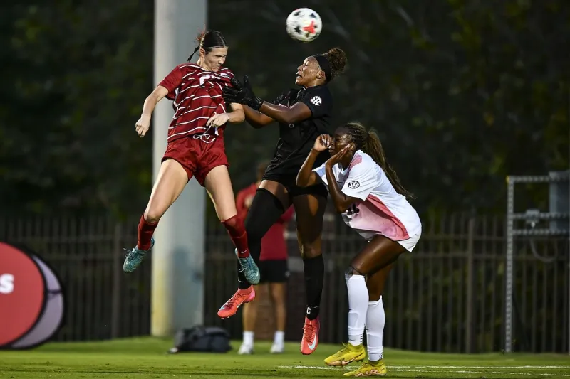 'Got to clean the details': Arkansas soccer draws with Georgia despite improved performance