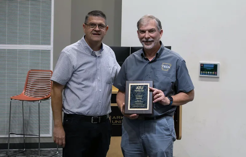 Moss, Newman Honored at Retirement Reception