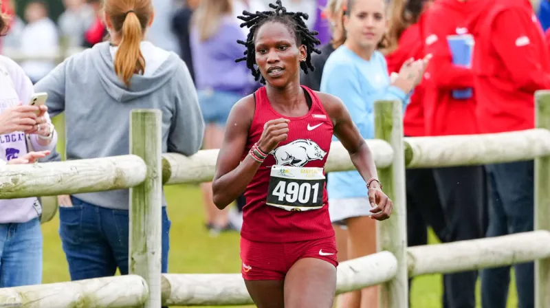 Isca Chelangat Gans Creek Classic win sets meet record in Hogs debut