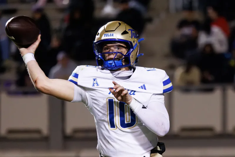 Report: Tulsa quarterback Baylor Hayes out for Arkansas game, Dexter Williams to start