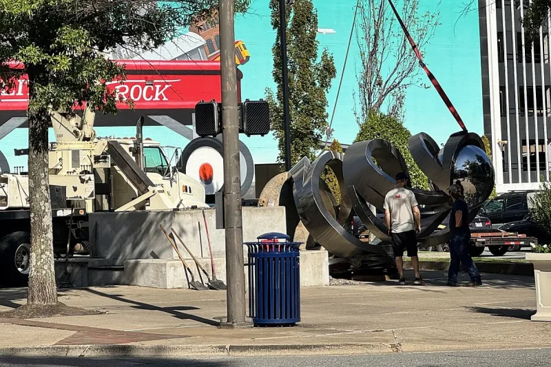 Little Rock Main Street sculpture headed to golf course; attorney general has plans for former 'Helios' site