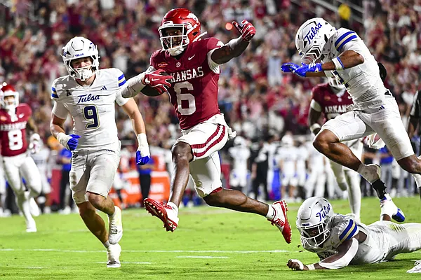 'We can't cover No. 6': Arkansas WR Chris Marshall puts together career night in Tulsa win