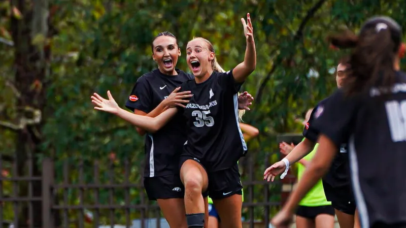 Razorbacks shut out Auburn as freshman Van Rhein delivers lone goal
