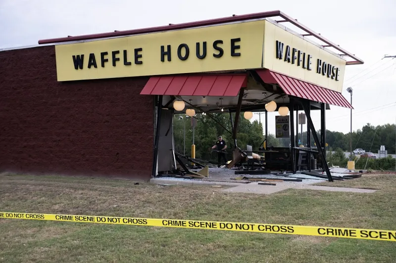 Woman charged with negligent homicide after car crashes into Maumelle Waffle House