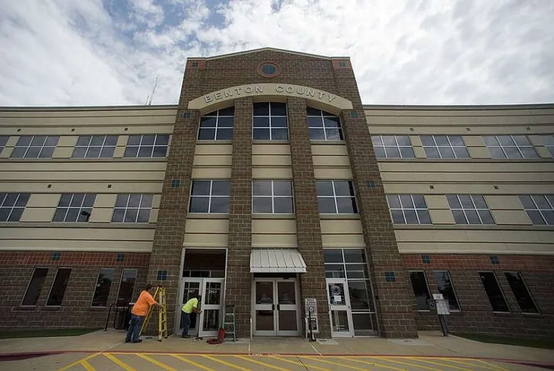 Benton County lifts its burn ban