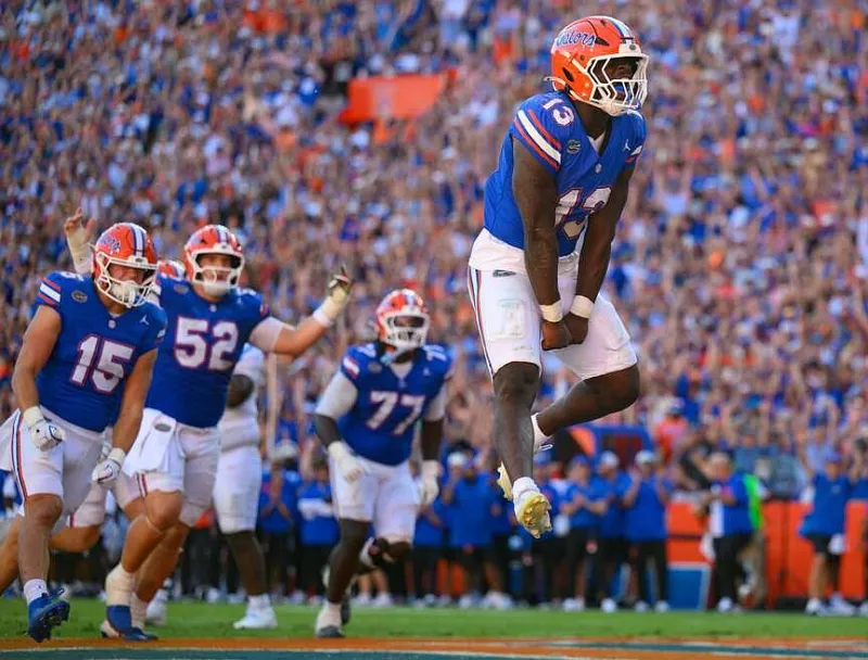 Florida rides win over Rebels to No. 8 ranking in AP Top 25; Texas, Georgia, Notre Dame top 3 again