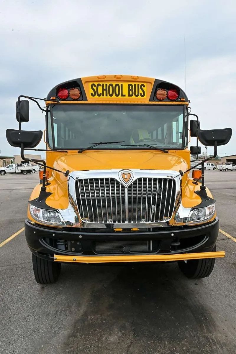 Springdale Schools saves stranded student-athletes after Harrison bus breaks down