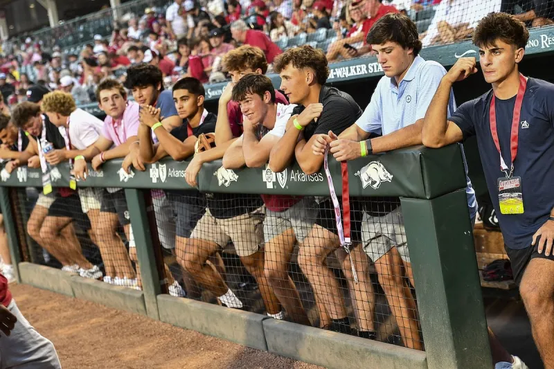 Arkansas baseball gains commitments from 5 who attended open scrimmage with more than 4,000 fans