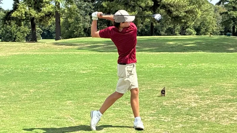 Men's Golf in Second at Battle for the Belt