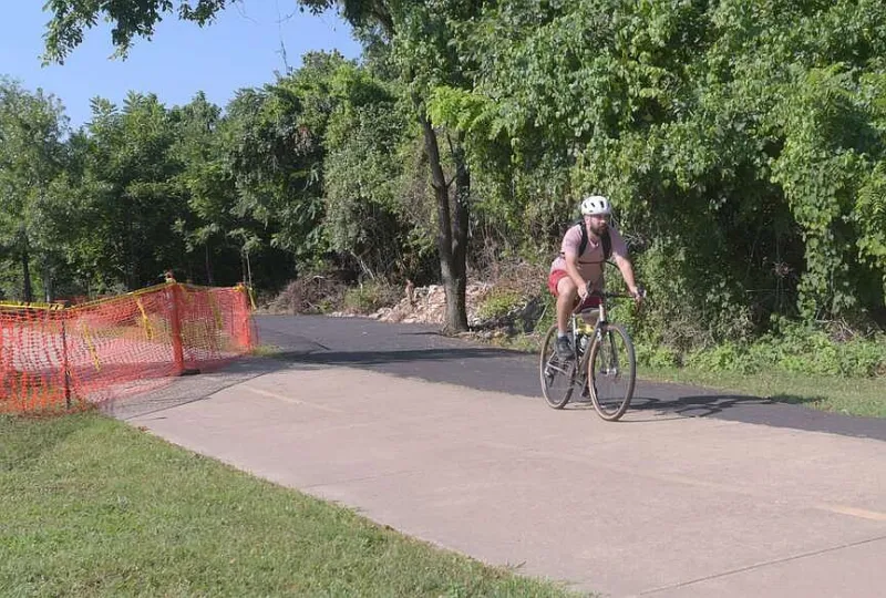 Public invited to ribbon cutting as new section of Razorback Greenway opens Friday in Bentonville