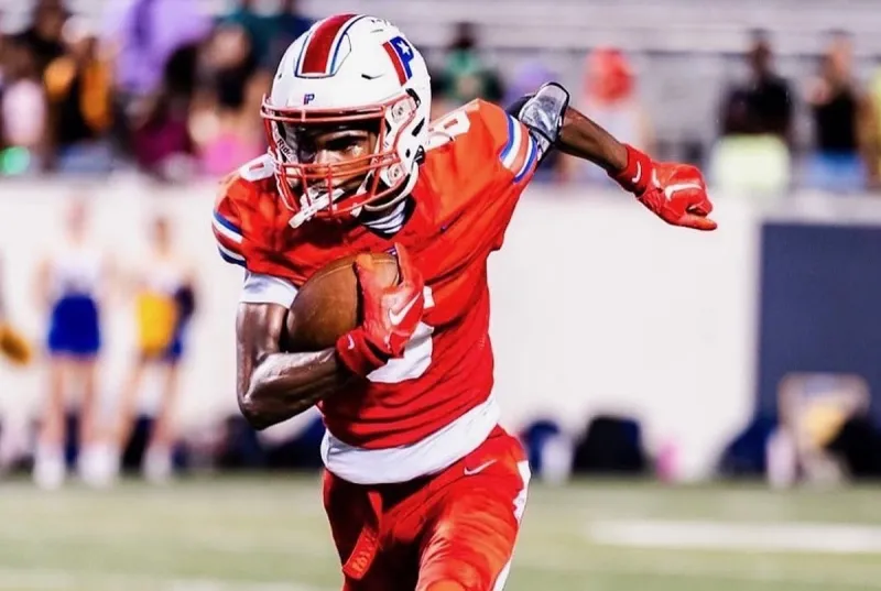 UNDER THE RADAR: '27 Little Rock Parkview WR/DB Carmelo Johnson