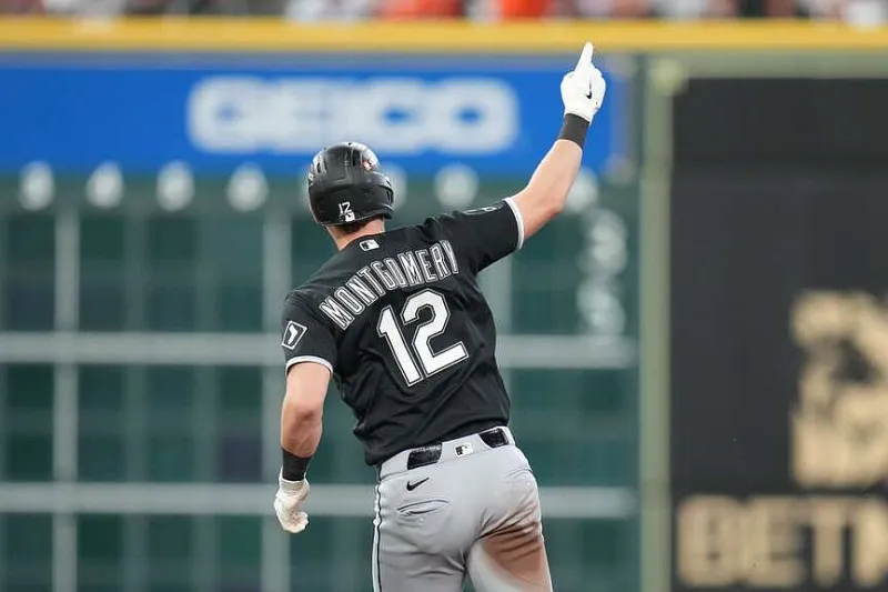 Smith starts, White Sox get win