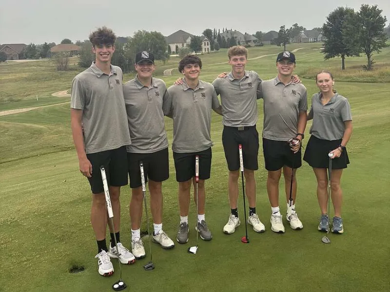 SSHS golf competes at 5A-West Tournament