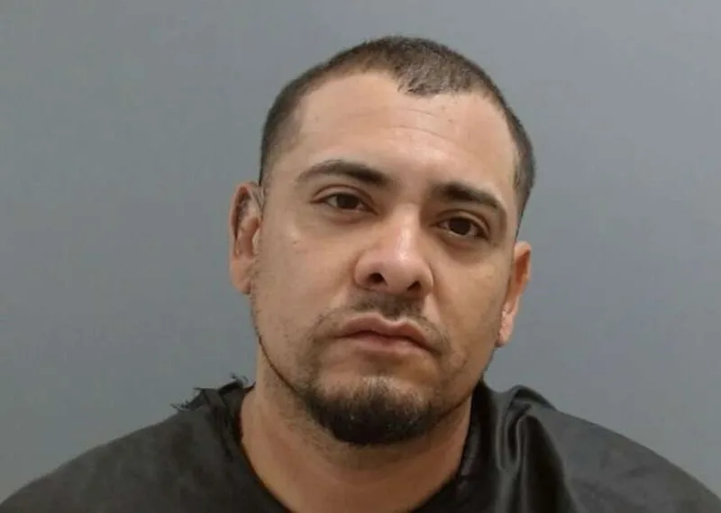 Fayetteville man pleads not guilty to being felon in possession of a firearm during fight in bar parking lot