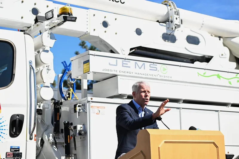 Entergy receives $13.7M in federal funds for power grid upgrades