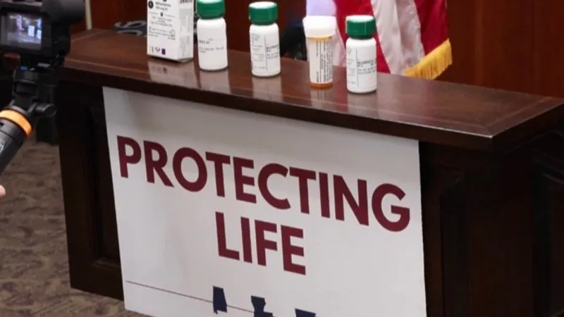 'They're illegal': Griffin announces lawsuit over abortion pills shipped into Arkansas