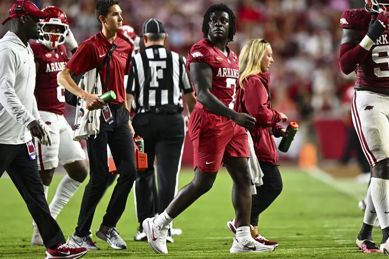 Arkansas football at Texas A&M availability report: Razorbacks' LB Bradley Shaw appears available