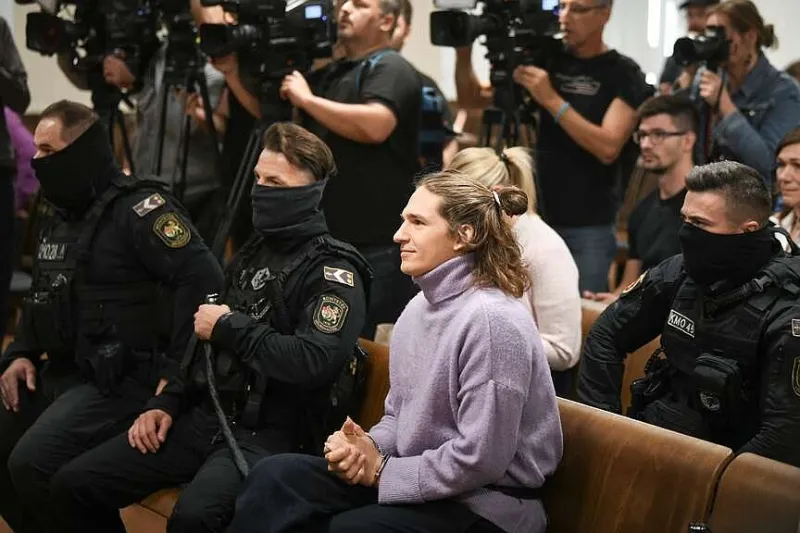 Hungarian trims German anti-fascist activist's term