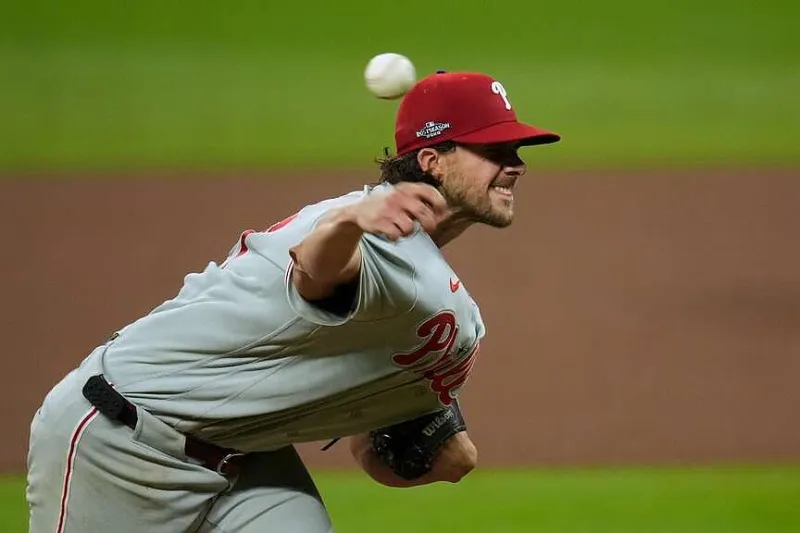 Braves hit 3 homers, including 3-run shot by Harris, to beat Phillies 6-2 in wild card clincher