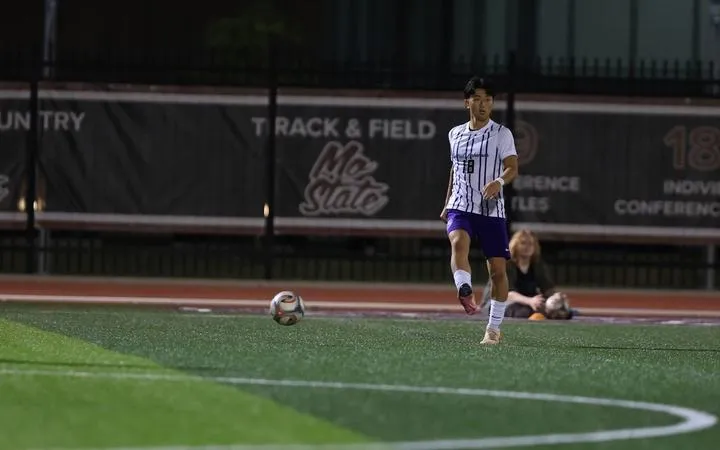 Top Two Teams in ASUN Standings Meet in Jacksonville