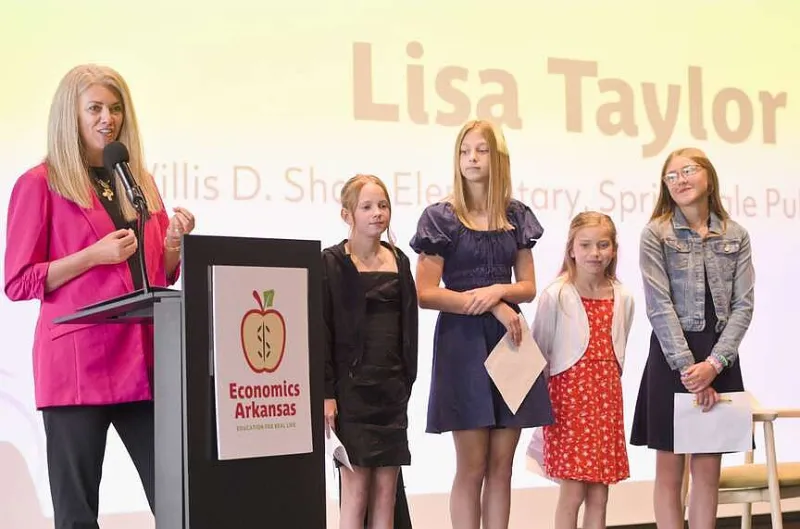 Springdale elementary teacher wins national economics education honor