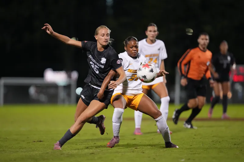'We got outworked': Arkansas soccer drops important points, draws Missouri